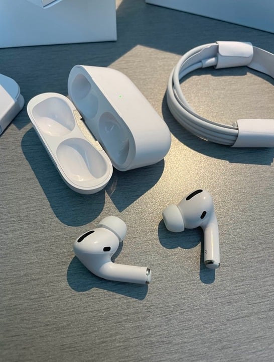 AirPods Pro 2 - Beauty Basket